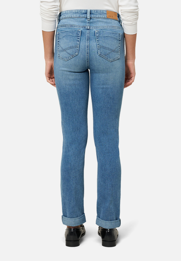 Jeans Style Orlando schmales Bein 32 Inch / Modellfoto Rückseite