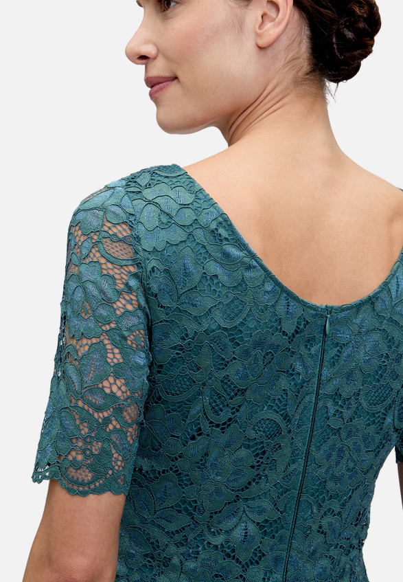 Cocktailkleid mit Spitze / Detailbild