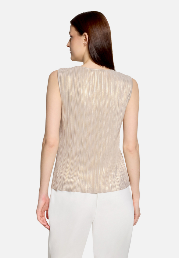 Casual-Shirt mit Glanzeffekt / Modellfoto Rückseite