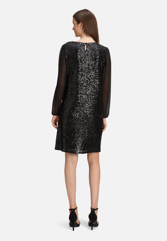 Partykleid mit Pailletten / Modellfoto Rückseite