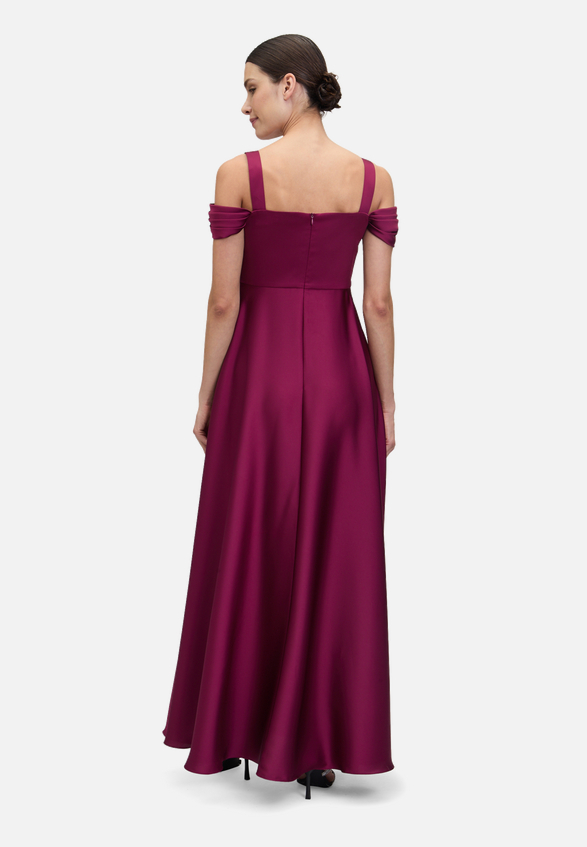 Abendkleid schulterfrei / Modellfoto Rückseite