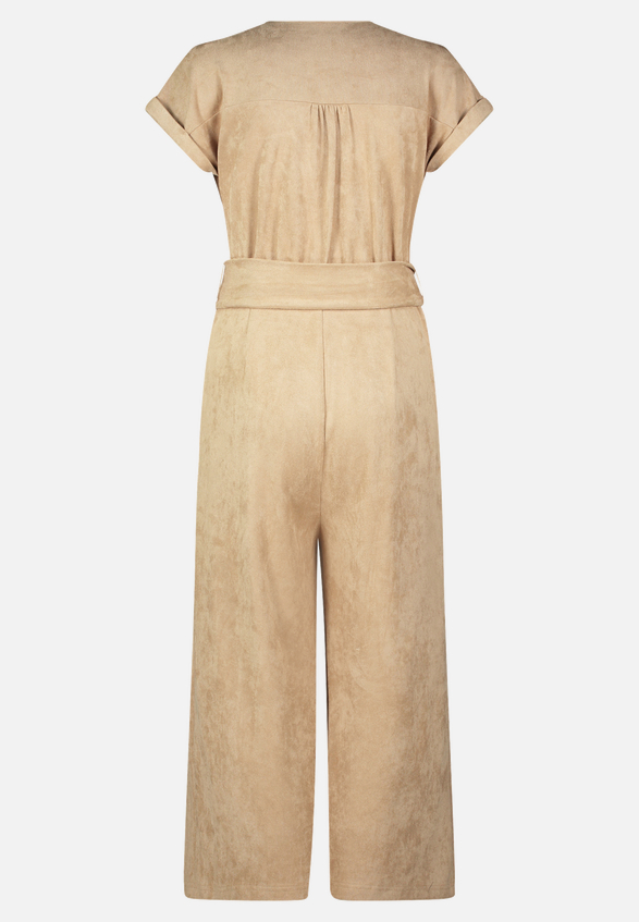 Jumpsuit mit Eingrifftaschen / Rückseite