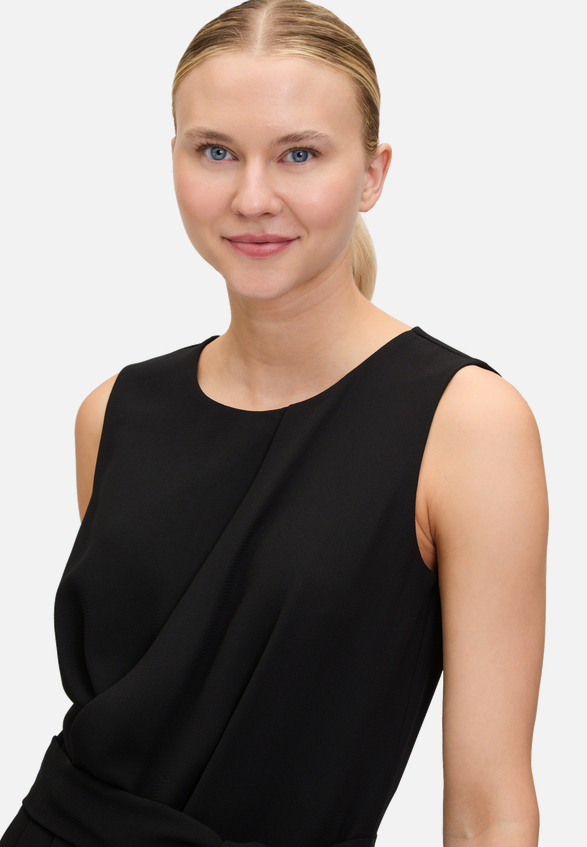 Jumpsuit ohne Arm / Detailbild
