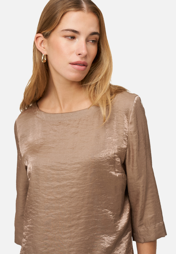 Bluse mit Knittereffekt / Detailbild