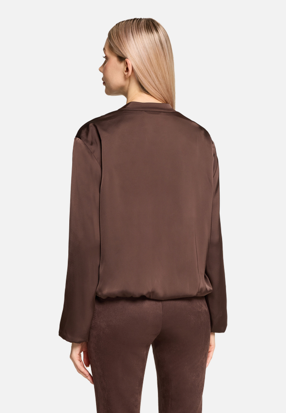 Blouson langarm / Modellfoto Rückseite