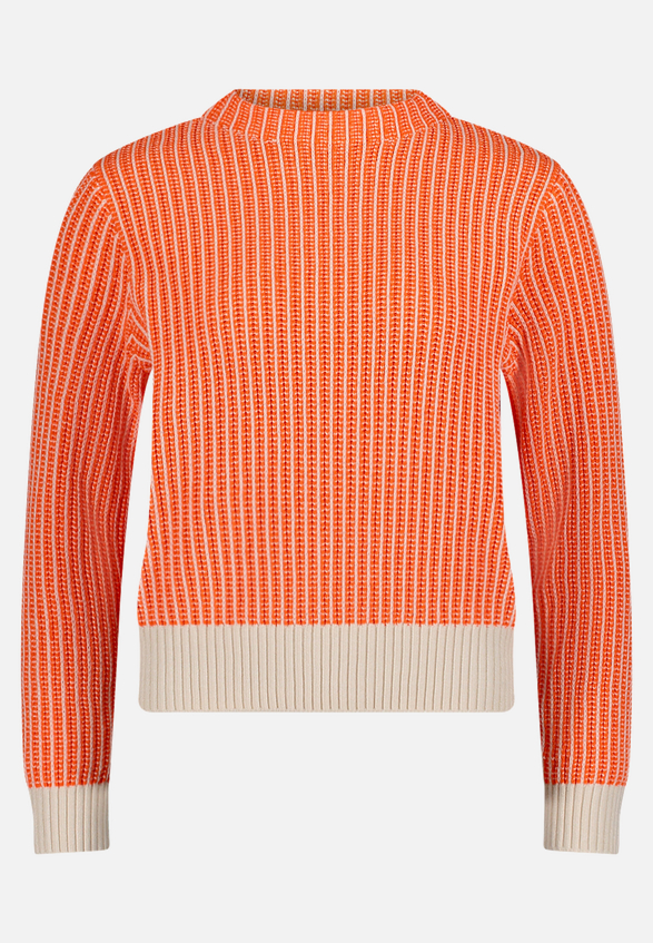 Strickpullover mit Strickdetails / Vorderseite