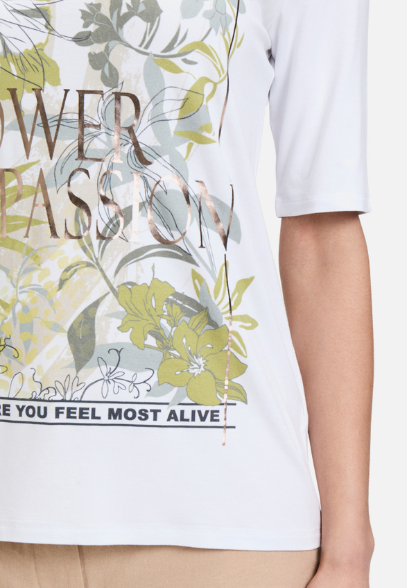 Basic Shirt mit Rundhalsausschnitt / Detailbild
