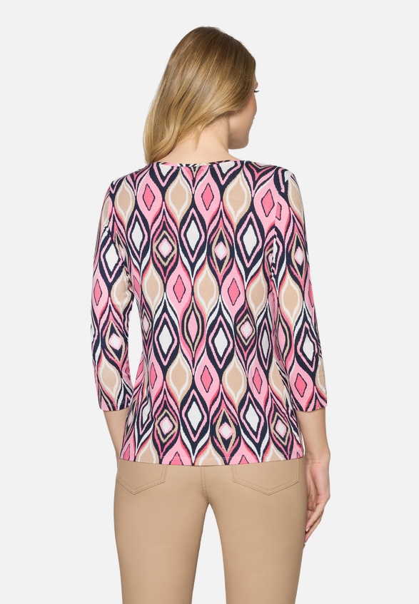 Basic Shirt mit Print / Modellfoto Rückseite