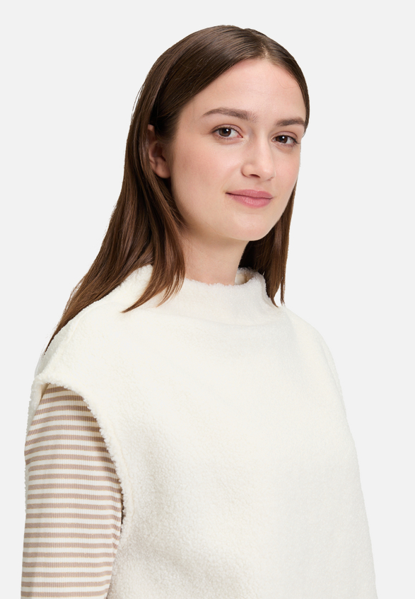 Sweatshirt mit Seitenschlitzen / Detailbild
