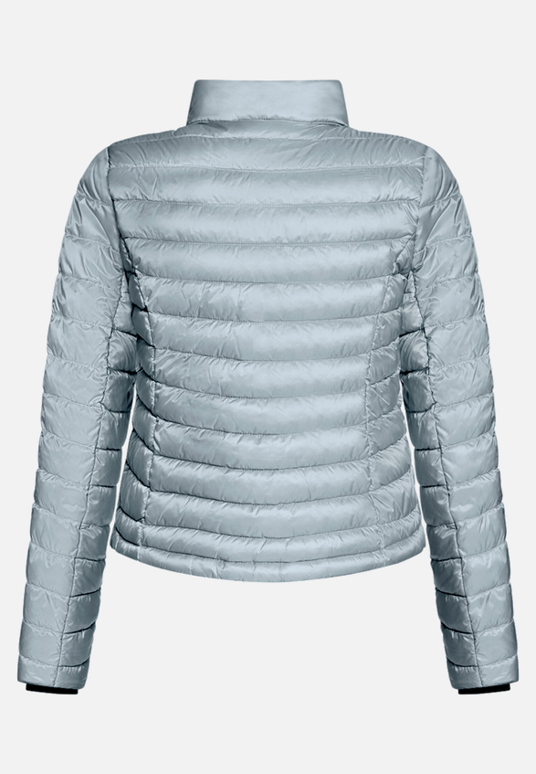 Steppjacke mit Stehkragen / Rückseite