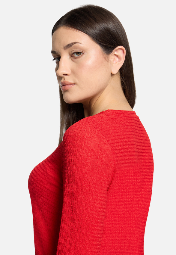 Strukturshirt mit Rundhalsausschnitt / Detailbild