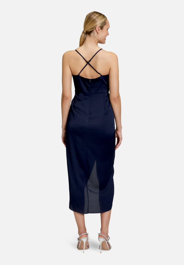 Abendkleid mit Raffung / Modellfoto Rückseite