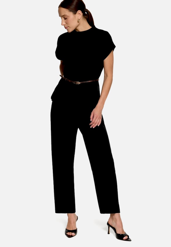 Businesshose  mit Bundfalten / Modellfoto Vorderseite (Outfit)