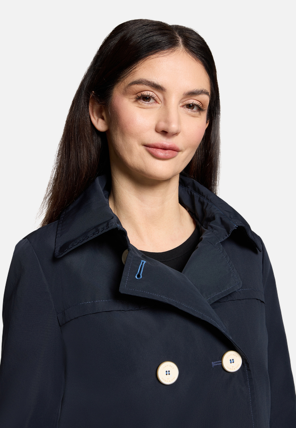 Sommerjacke mit Kragen / Detailbild