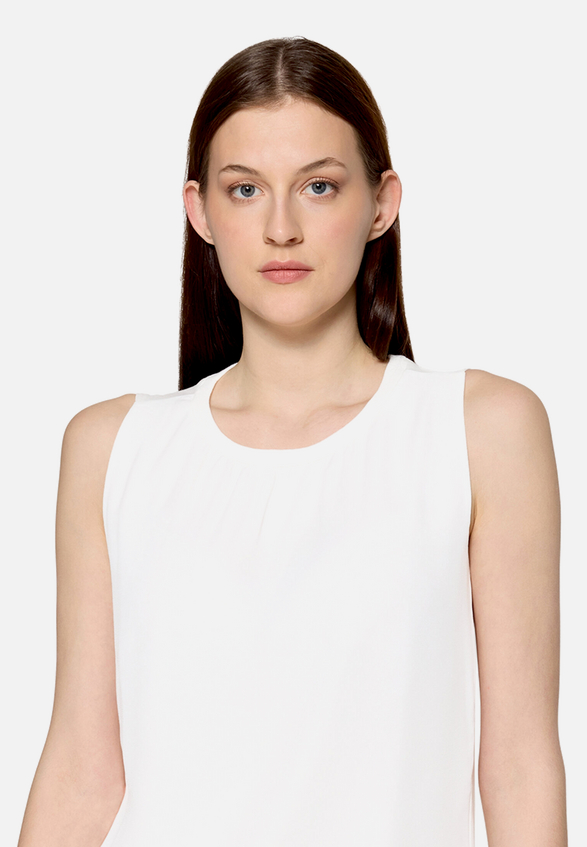 Blusenshirt mit Webbesatz / Detailbild