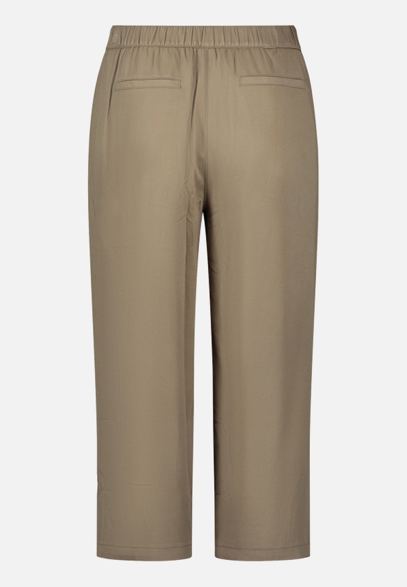 Schlupfhose mit Eingrifftaschen / Rückseite