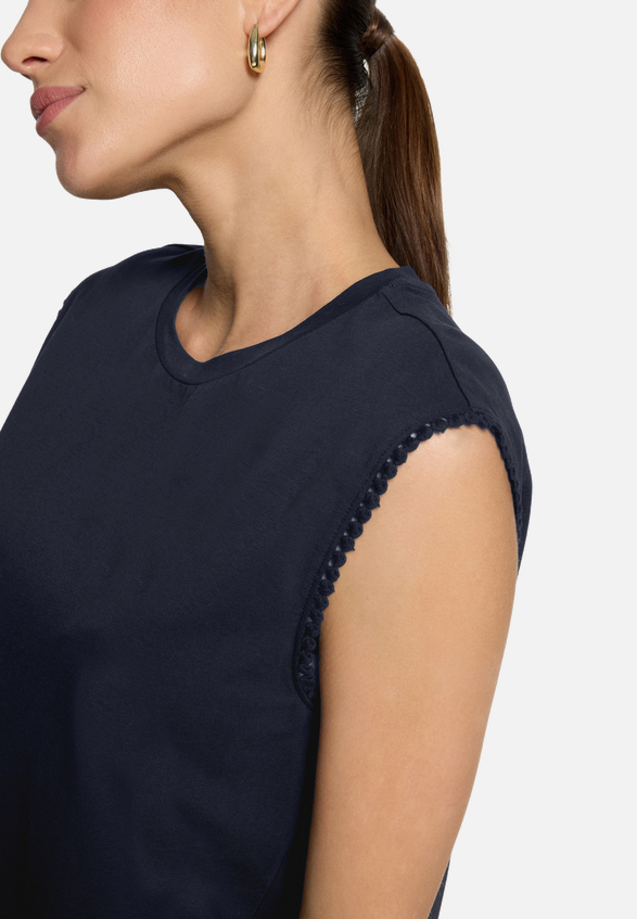 Jersey-Top  mit Rundhalsausschnitt  / Detailbild
