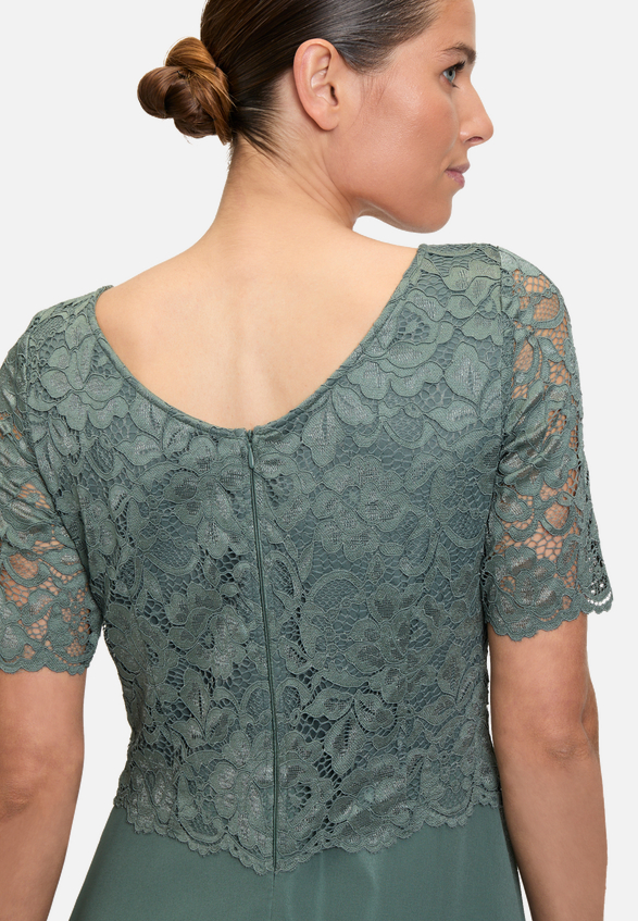 Cocktailkleid mit Spitze / Detailbild