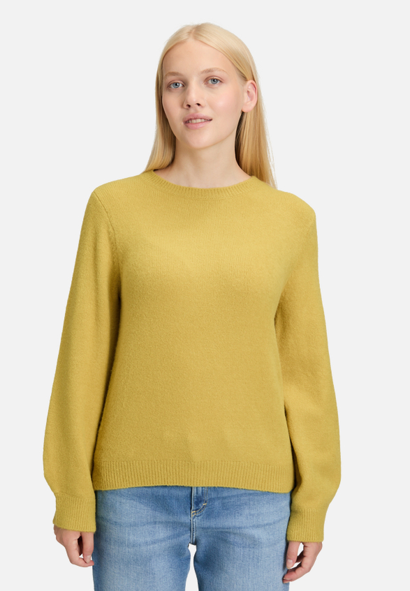 Strickpullover mit Rundhalsausschnitt / Modellfoto Vorderseite