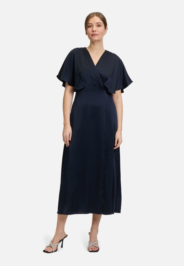 Cocktailkleid mit ausgestelltem Rock / Modellfoto Vorderseite