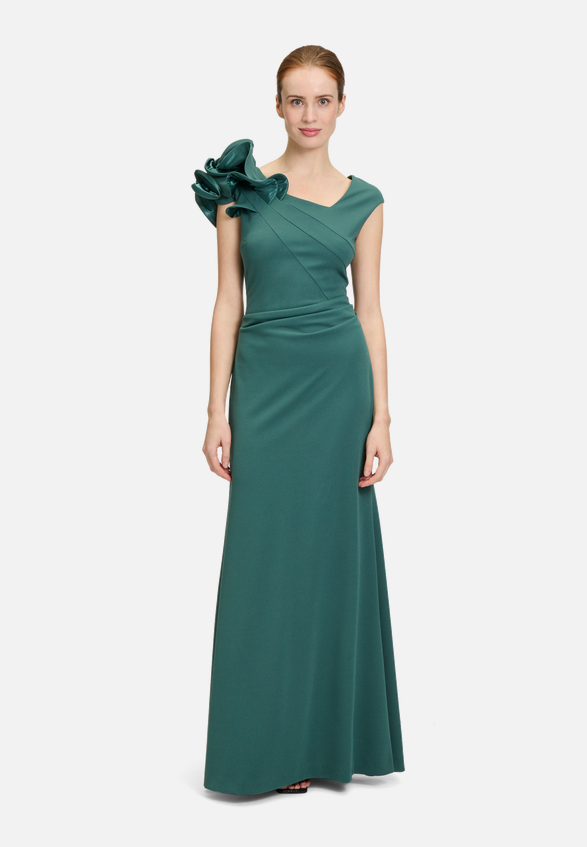 Abendkleid figurbetont / Modellfoto Vorderseite