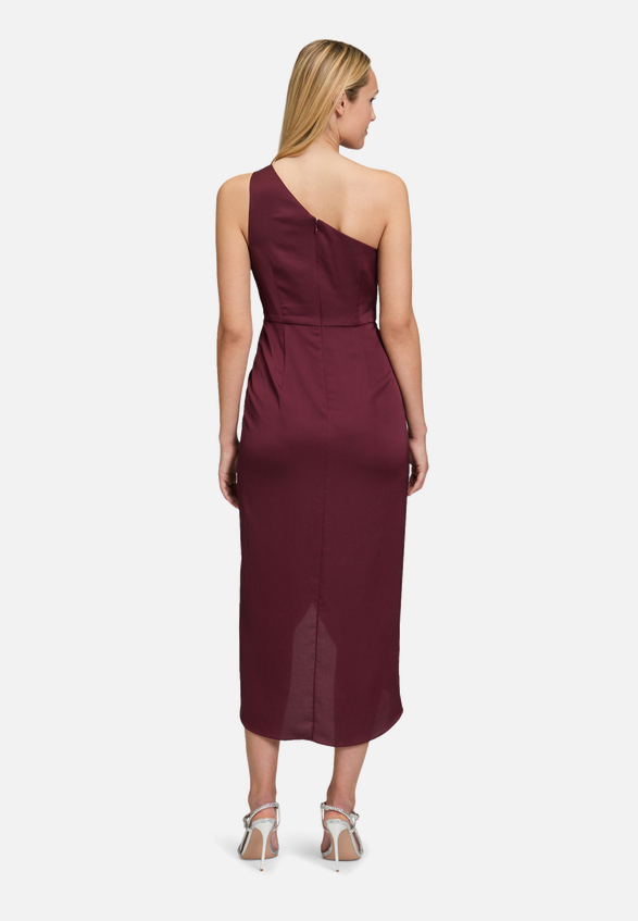 Abendkleid mit Raffung / Modellfoto Rückseite