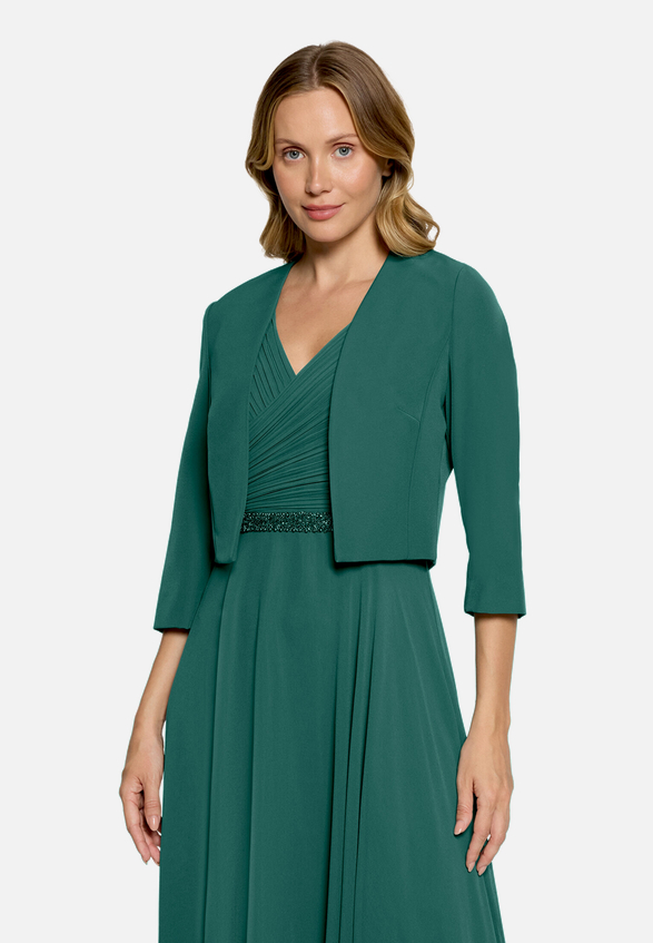 Bolero-Jacke mit Kellerfalten / Modellfoto Vorderseite