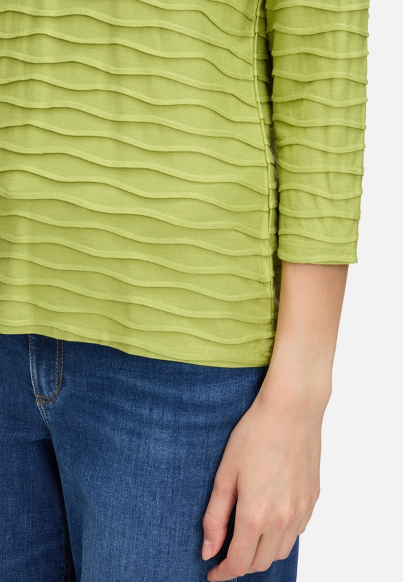 Basic Shirt mit Wellenstruktur / Detailbild
