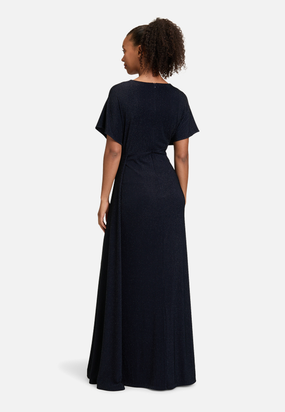 Abendkleid im Glitzer-Look / Modellfoto Rückseite