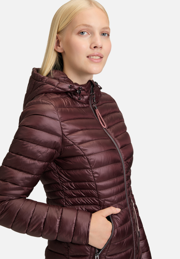 Steppjacke mit Reißverschlusstaschen / Detailbild