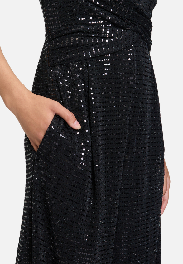 Jumpsuit im Glitzer-Look / Detailbild