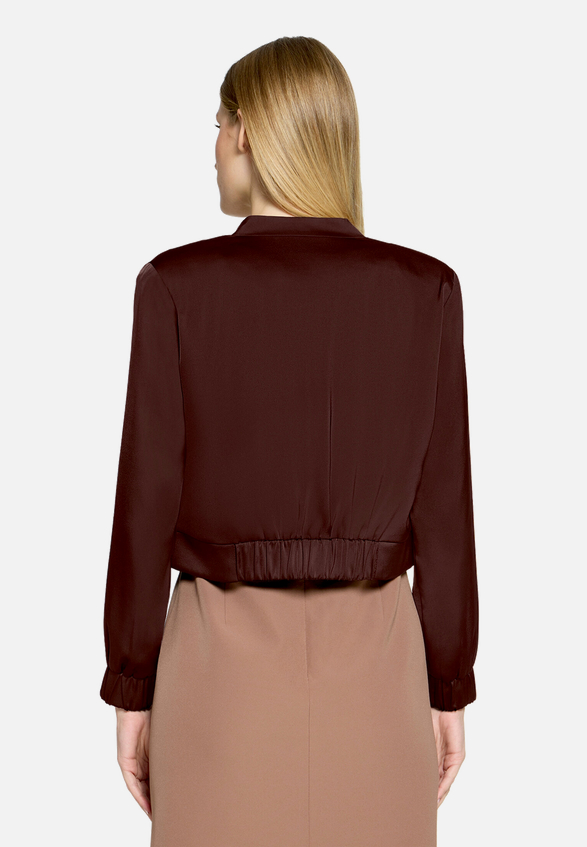 Blouson langarm / Modellfoto Rückseite