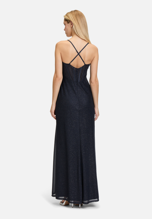 Abendkleid im Glitzer-Look / Modellfoto Rückseite