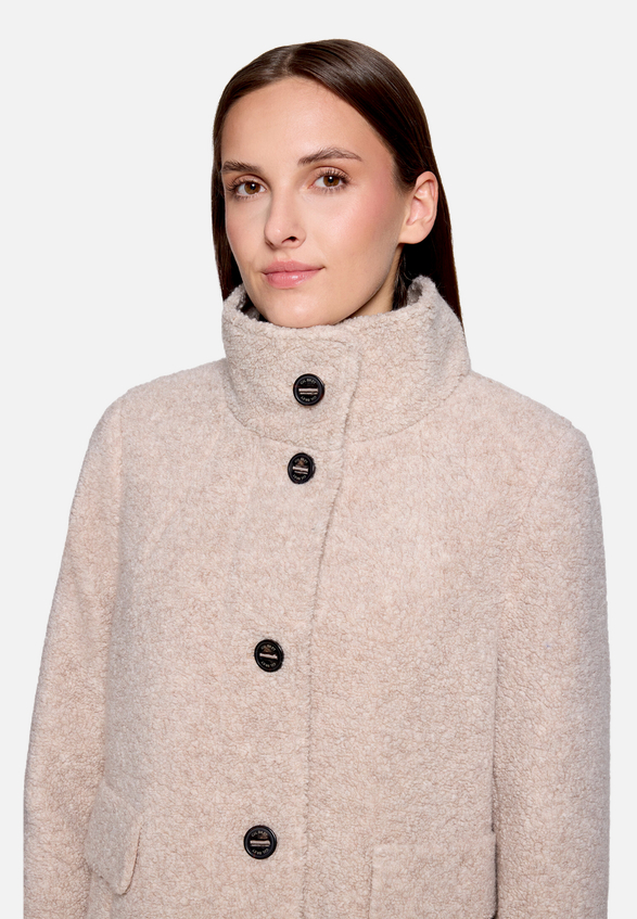 Winterjacke mit Kragen / Detailbild