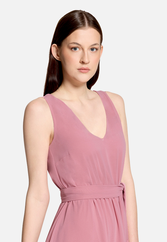 Cocktailkleid mit Volant / Detailbild