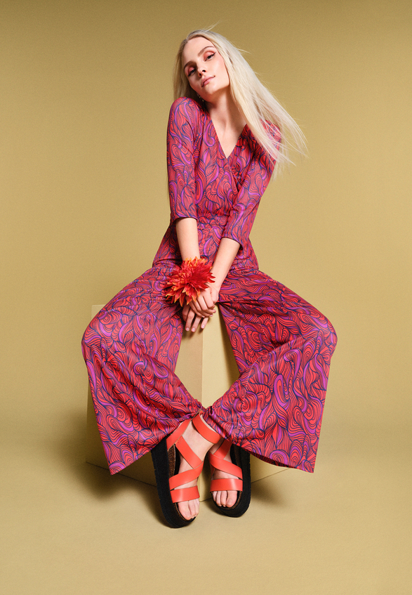 Jumpsuit mit weitem Bein / Imagebild