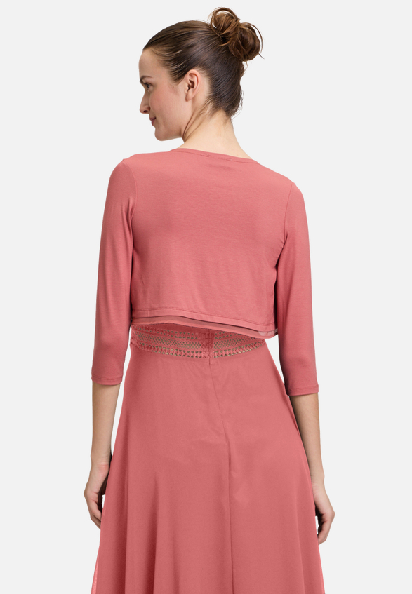 Bolero-Jacke figurbetont / Modellfoto Rückseite