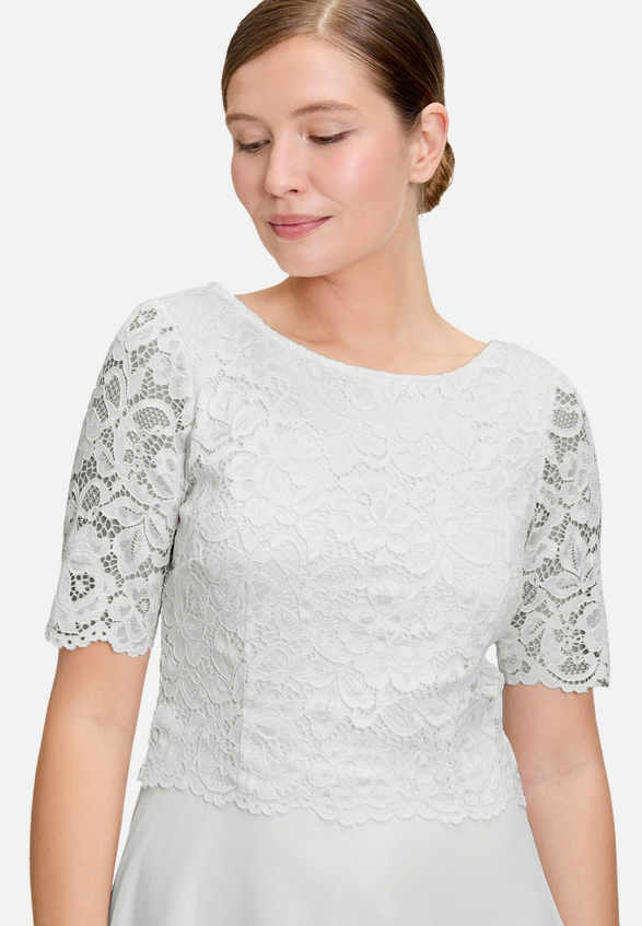 Cocktailkleid mit Spitze / Detailbild