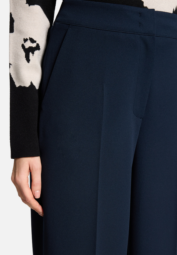 Marlene-Hose  Wideleg mit Bügelfalte / Detailbild
