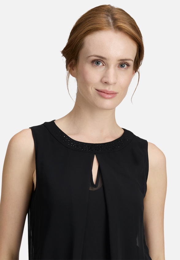 Jumpsuit mit Cut-Outs / Detailbild