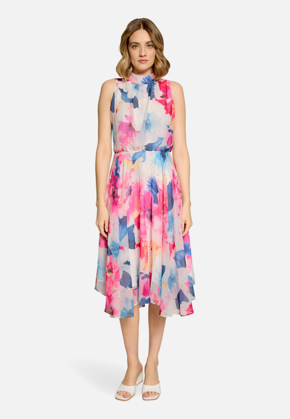 Chiffonkleid ohne Arm / Modellfoto Vorderseite