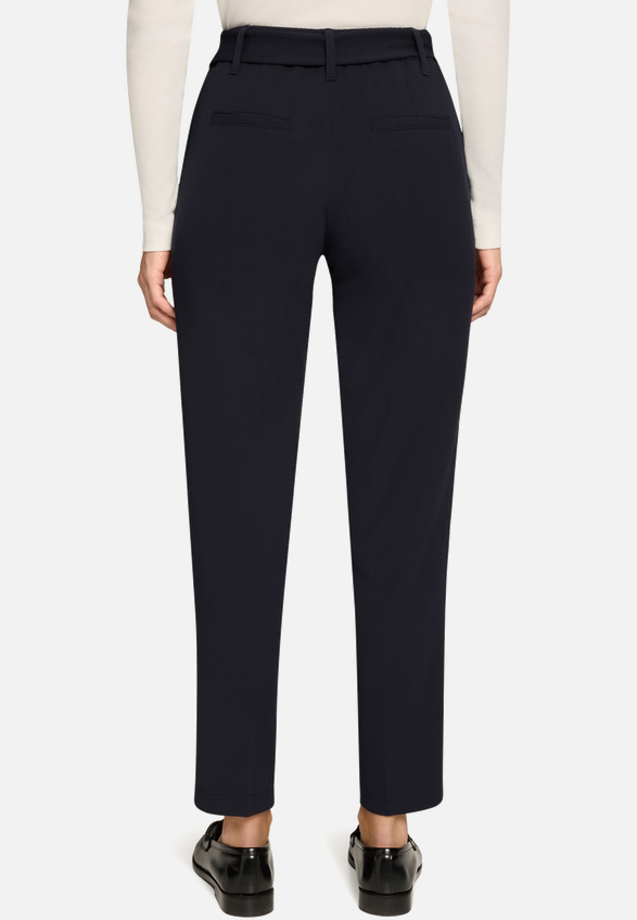 Jerseyhose mit Bindegürtel 28 Inch / Modellfoto Rückseite