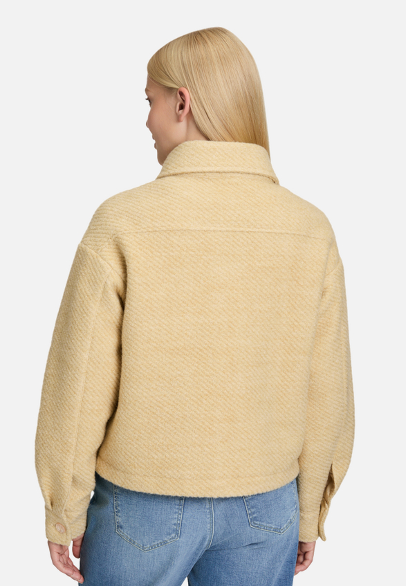 Casual-Jacke mit aufgesetzten Taschen / Detailbild