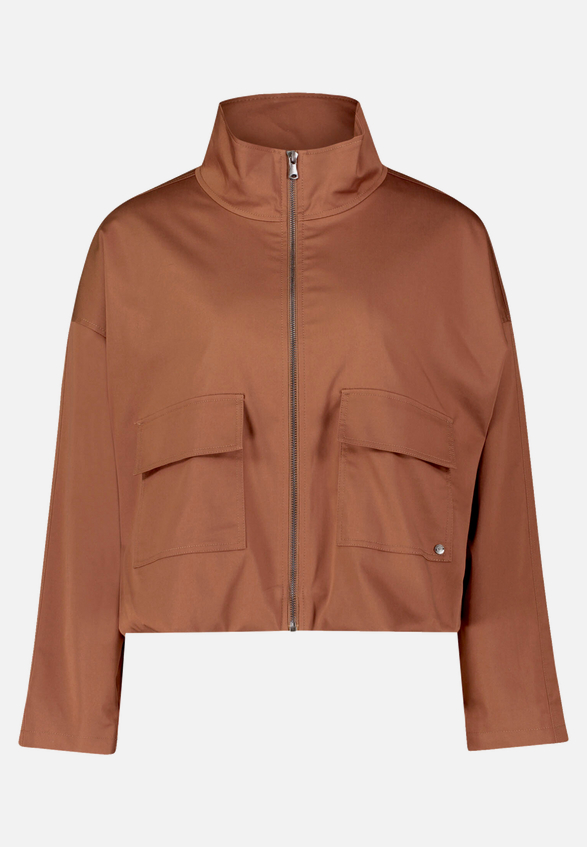 Casual-Jacke mit Taschen / Vorderseite
