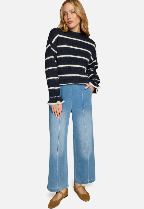 Jeans elastischer Bund 26 Inch / Modellfoto Vorderseite (Outfit)