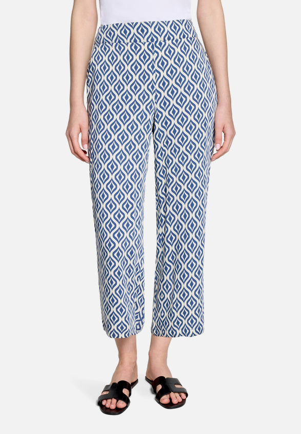 Marlene-Hose mit elastischem Bund / Modellfoto Vorderseite