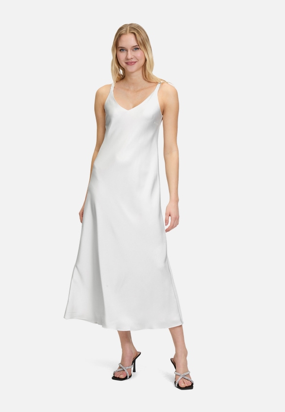Abendkleid mit breiten Trägern / Modellfoto Vorderseite