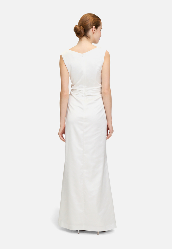 Abendkleid mit Raffung / Modellfoto Rückseite