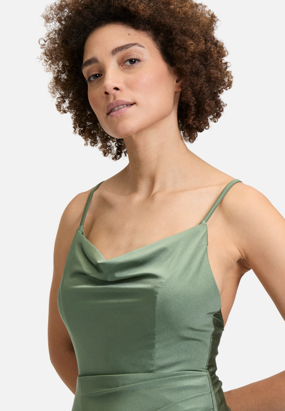 Abendkleid figurbetont / Detailbild