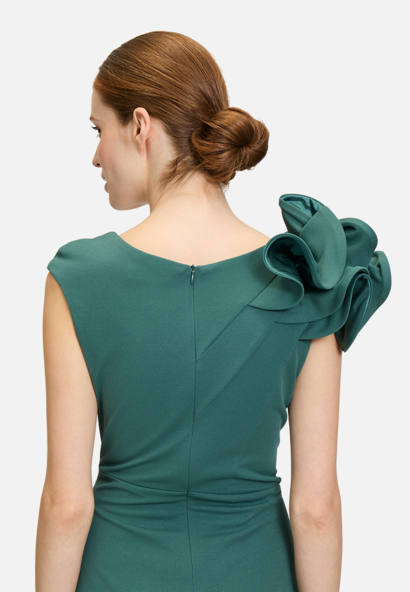 Abendkleid figurbetont / Detailbild